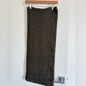 Deena & Ozzy Black & Gold Circle Scarf